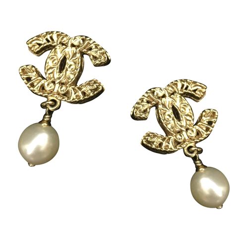 chanel boucles d'oreilles